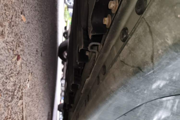 Used CHANGAN Benni E-Star 2022 Qingxin Edition Colorful Model Lithium-NMC Chassis Rear Right