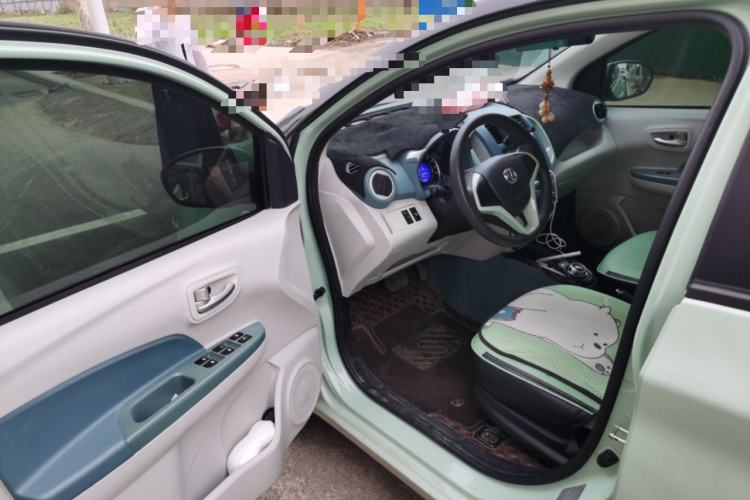 Used CHANGAN Benni E-Star 2022 National Edition Colorful Limited Edition (Fast-Charging Version) Lithium Iron Phosphate Driver Seat