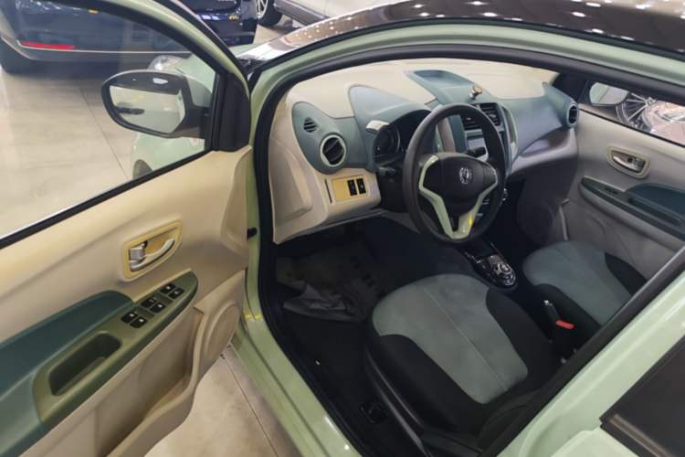 Used CHANGAN Benni E-Star 2022 National Edition Colorful Limited Edition (Fast-Charging Version) Lithium Iron Phosphate Driver Seat
