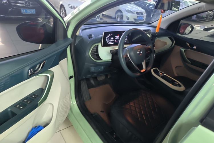 Used CHANGAN Benni E-Star 2022 Qingxin Edition Colorful Model Lithium Iron Phosphate Driver Seat