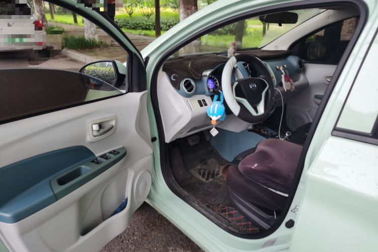 Used CHANGAN Benni E-Star 2022 Qingxin Edition Colorful Model Lithium Iron Phosphate Driver Seat