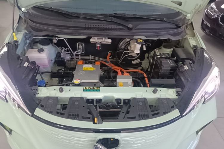 Used CHANGAN Benni E-Star 2022 Charming Edition Colorful Model Lithium Iron Phosphate Engine Bay