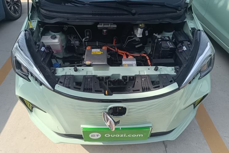 Used CHANGAN Benni E-Star 2022 Qingxin Edition Colorful Model Lithium Iron Phosphate Engine Bay