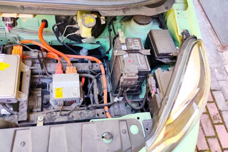 Used CHANGAN Benni E-Star 2022 Qingxin Edition Colorful Model Lithium Iron Phosphate Engine Bay Left