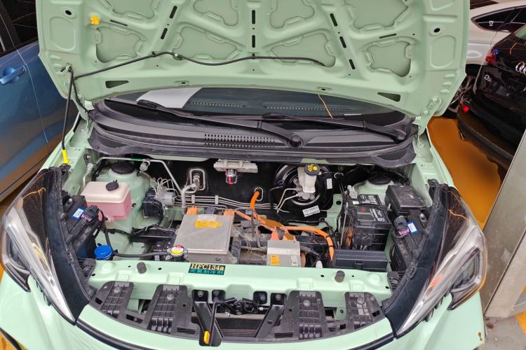 Used CHANGAN Benni E-Star 2022 National Edition Colorful Limited Edition (Fast-Charging Version) Lithium NMC Engine Bay