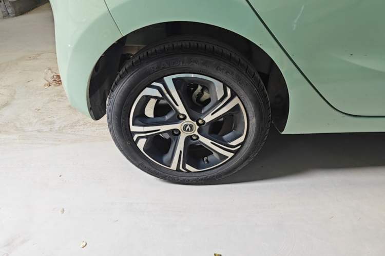 Used CHANGAN Benni E-Star 2022 Qingxin Edition Colorful Model Lithium Iron Phosphate Exterior 5
