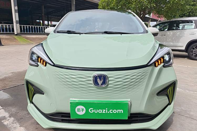 Used CHANGAN Benni E-Star 2022 Qingxin Edition Colorful Model Lithium Iron Phosphate Front