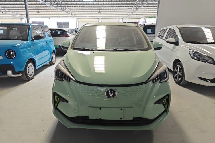 Used CHANGAN Benni E-Star 2022 Qingxin Edition Colorful Model Lithium Iron Phosphate Front