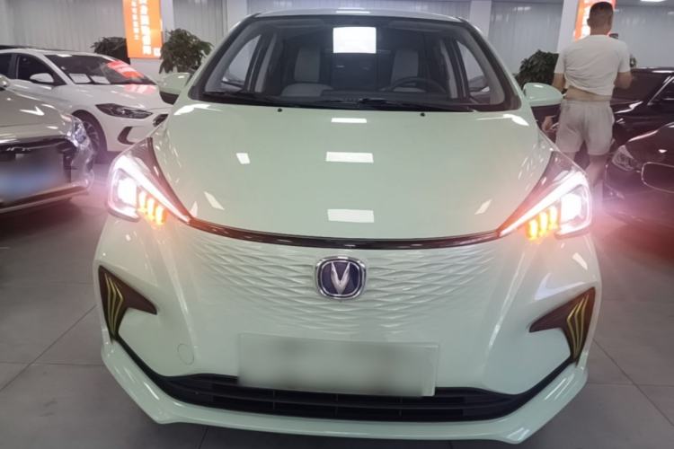 Used CHANGAN Benni E-Star 2022 Charming Edition Colorful Model Lithium Iron Phosphate Front