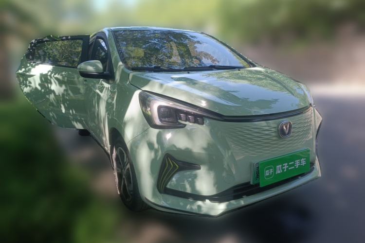 Used CHANGAN Benni E-Star 2022 Qingxin Edition Colorful Model Lithium Iron Phosphate Front Right 45 Deg
