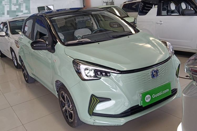 Used CHANGAN Benni E-Star 2022 Qingxin Edition Colorful Model Lithium Iron Phosphate Front Right 45 Deg