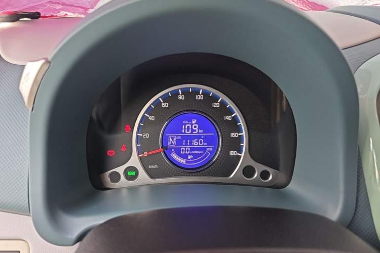 Used CHANGAN Benni E-Star 2022 Qingxin Edition Colorful Model Lithium Iron Phosphate Instrument Cluster