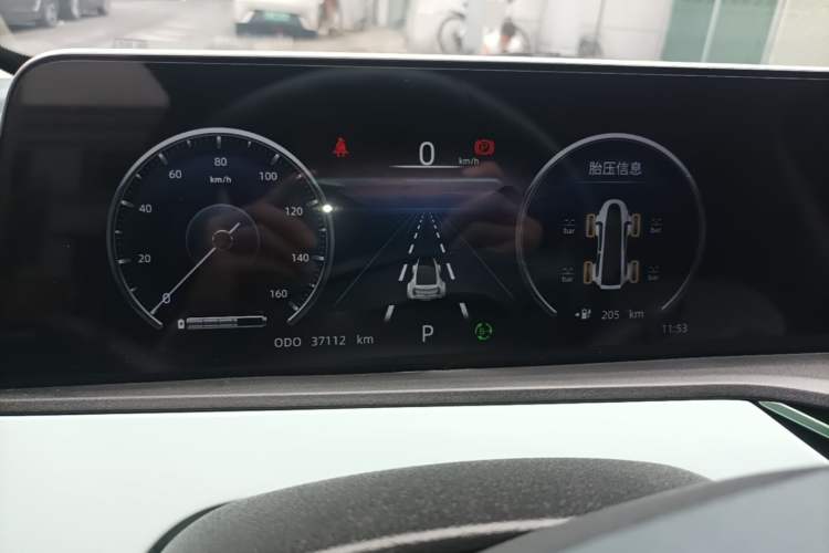 Used CHANGAN Benni E-Star 2022 Charming Edition Colorful Model Lithium Iron Phosphate Instrument Cluster