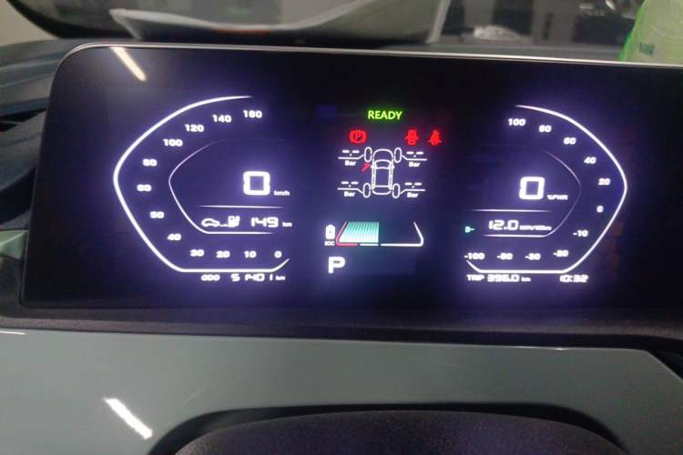 Used CHANGAN Benni E-Star 2022 Qingxin Edition Colorful Model Lithium Iron Phosphate Instrument Cluster