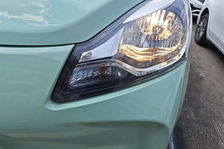 Used CHANGAN Benni E-Star 2022 Qingxin Edition Colorful Model Lithium Iron Phosphate Left Front Headlight
