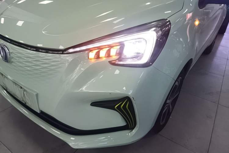 Used CHANGAN Benni E-Star 2022 Charming Edition Colorful Model Lithium Iron Phosphate Left Front Headlight