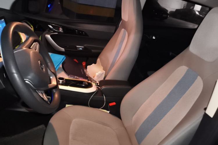 Used CHANGAN Benni E-Star 2022 Charming Edition Colorful Model Lithium-Ion Battery Left Front Seat
