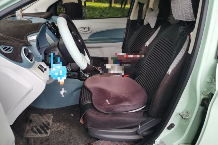 Used CHANGAN Benni E-Star 2022 Qingxin Edition Colorful Model Lithium Iron Phosphate Left Front Seat