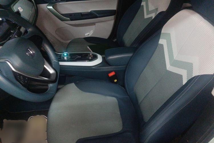 Used CHANGAN Benni E-Star 2022 Qingxin Edition Colorful Model Lithium Iron Phosphate Left Front Seat