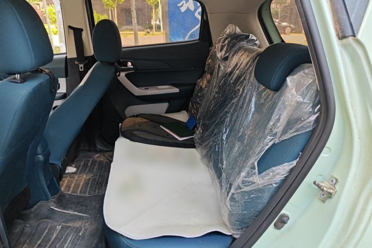 Used CHANGAN Benni E-Star 2022 Qingxin Edition Colorful Model Lithium Iron Phosphate Left Rear Seat