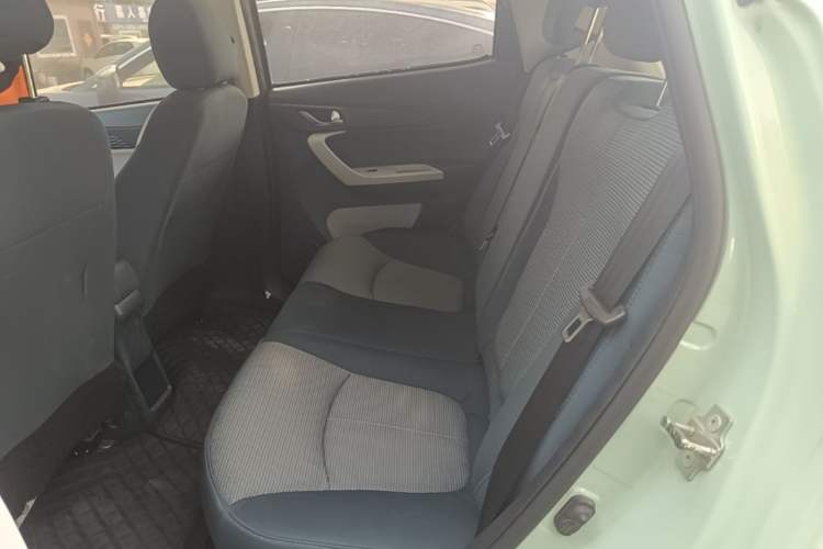 Used CHANGAN Benni E-Star 2022 Qingxin Edition Colorful Model Lithium Iron Phosphate Left Rear Seat
