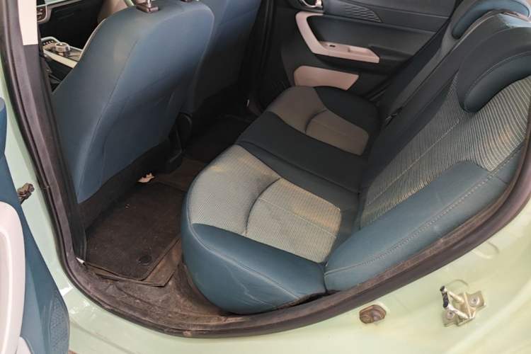 Used CHANGAN Benni E-Star 2022 Qingxin Edition Colorful Model Lithium Iron Phosphate Left Rear Seat