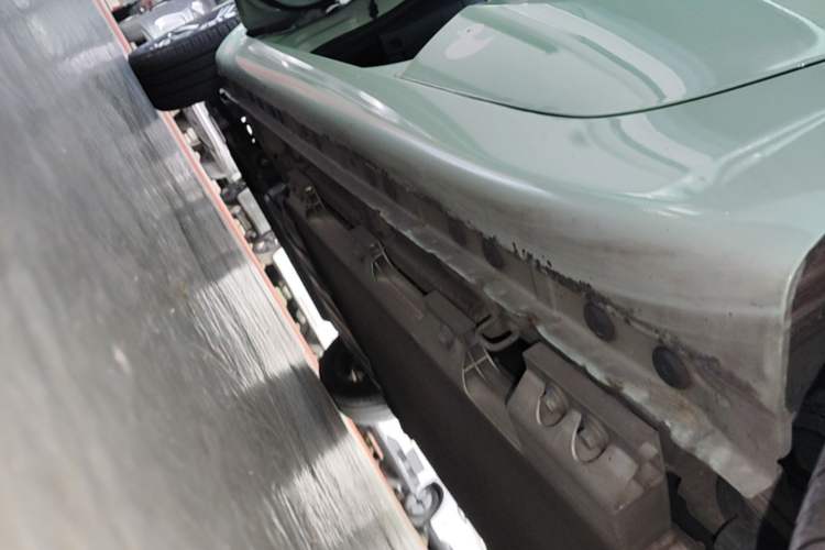 Used CHANGAN Benni E-Star 2022 Qingxin Edition Colorful Model Lithium Iron Phosphate Left Side Sill