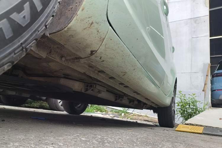 Used CHANGAN Benni E-Star 2022 Qingxin Edition Colorful Model Lithium Iron Phosphate Left Side Sill