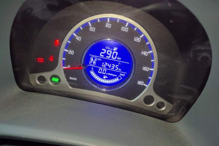 Used CHANGAN Benni E-Star 2022 National Edition Colorful Limited Edition (Fast-Charging Version) Lithium Iron Phosphate Odometer Close Up