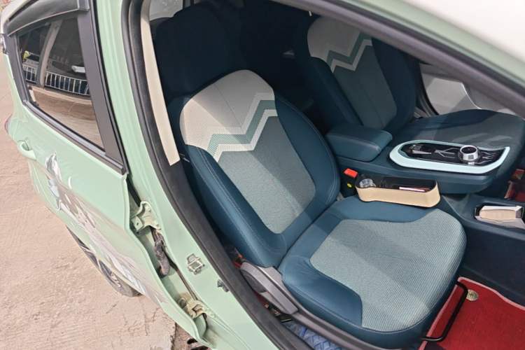 Used CHANGAN Benni E-Star 2022 Qingxin Edition Colorful Model Lithium Iron Phosphate Right Front Seat