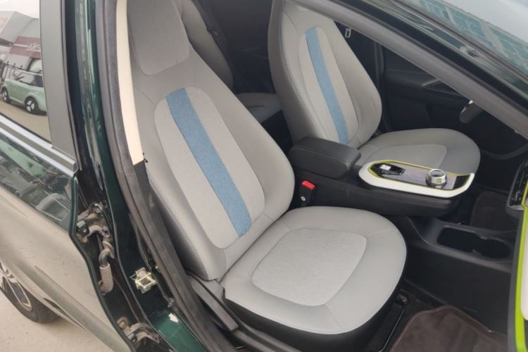 Used CHANGAN Benni E-Star 2022 Qingxin Edition Colorful Model Lithium Iron Phosphate Right Front Seat
