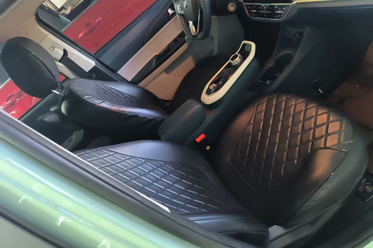Used CHANGAN Benni E-Star 2022 Qingxin Edition Colorful Model Lithium Iron Phosphate Right Front Seat