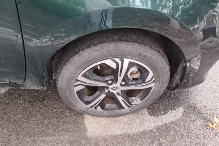 Used CHANGAN Benni E-Star 2022 Qingxin Edition Colorful Model Lithium-NMC Right Front Wheel Hub