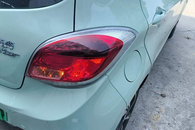 Used CHANGAN Benni E-Star 2022 Qingxin Edition Colorful Model Lithium Iron Phosphate Right Rear Taillight