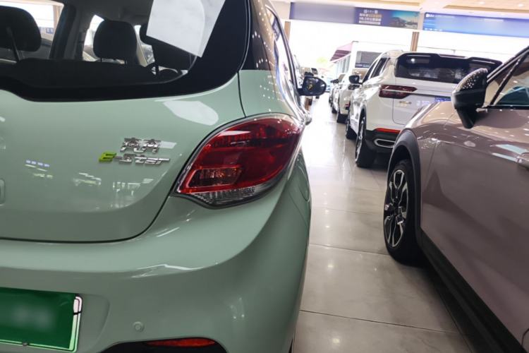 Used CHANGAN Benni E-Star 2022 National Edition Colorful Limited Edition (Fast-Charging Version) Lithium Iron Phosphate Right Rear Taillight