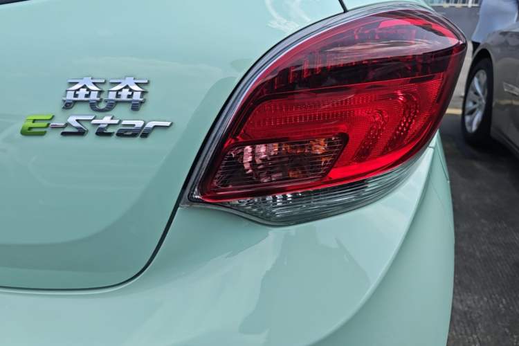 Used CHANGAN Benni E-Star 2022 Qingxin Edition Colorful Model Lithium Iron Phosphate Right Rear Taillight