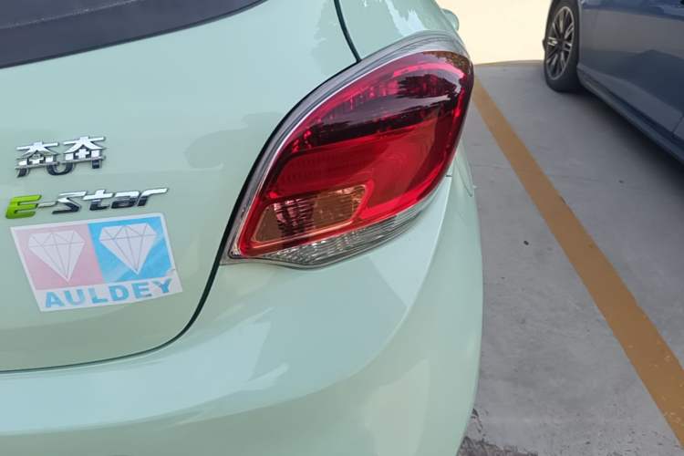 Used CHANGAN Benni E-Star 2022 Qingxin Edition Colorful Model Lithium Iron Phosphate Right Rear Taillight