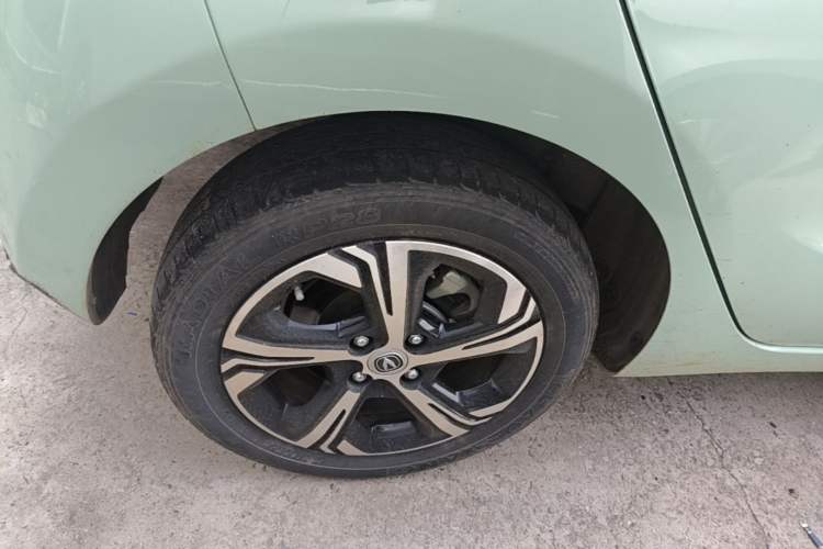Used CHANGAN Benni E-Star 2022 Qingxin Edition Colorful Model Lithium Iron Phosphate Right Rear Wheel Hub