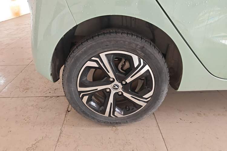 Used CHANGAN Benni E-Star 2022 Qingxin Edition Colorful Model Lithium Iron Phosphate Right Rear Wheel Hub