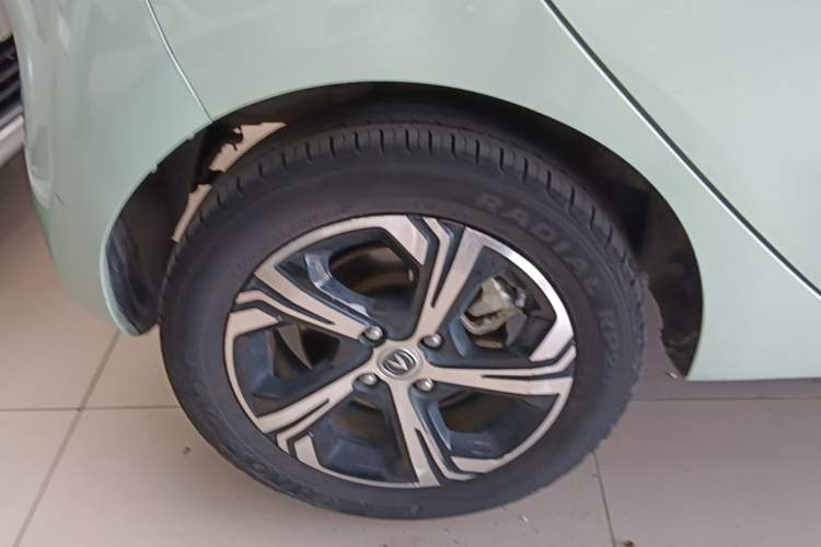 Used CHANGAN Benni E-Star 2022 Qingxin Edition Colorful Model Lithium Iron Phosphate Right Rear Wheel Hub