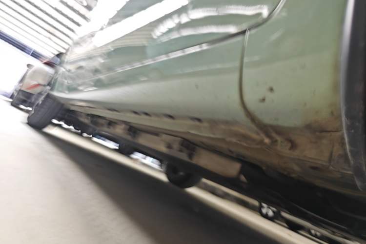 Used CHANGAN Benni E-Star 2022 Qingxin Edition Colorful Model Lithium Iron Phosphate Right Side Sill