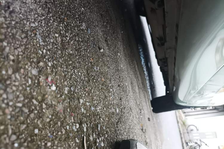 Used CHANGAN Benni E-Star 2022 Charming Edition Colorful Model Lithium Iron Phosphate Right Side Sill