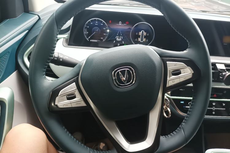 Used CHANGAN Benni E-Star 2022 Charming Edition Colorful Model Lithium Iron Phosphate Steering Wheel