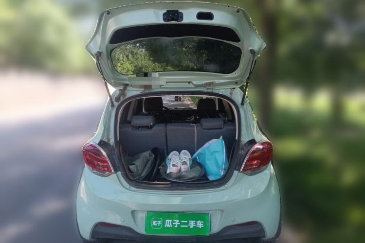 Used CHANGAN Benni E-Star 2022 Qingxin Edition Colorful Model Lithium Iron Phosphate Trunk