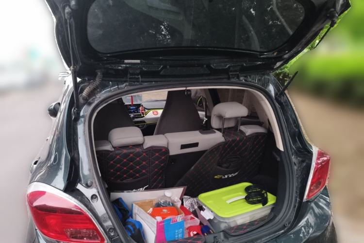Used CHANGAN Benni E-Star 2022 Qingxin Edition Colorful Model Lithium-NMC Trunk