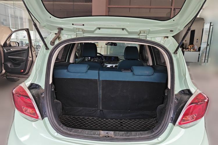 Used CHANGAN Benni E-Star 2022 Qingxin Edition Colorful Model Lithium Iron Phosphate Trunk
