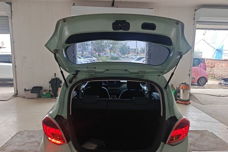 Used CHANGAN Benni E-Star 2022 Qingxin Edition Colorful Model Lithium Iron Phosphate Trunk