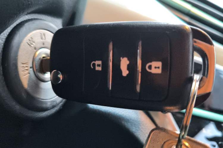 Used CHANGAN Benni E-Star 2022 Qingxin Edition Colorful Model Lithium Iron Phosphate Vehicle Key
