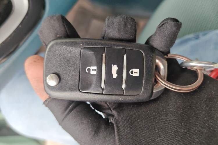 Used CHANGAN Benni E-Star 2022 Qingxin Edition Colorful Model Lithium Iron Phosphate Vehicle Key