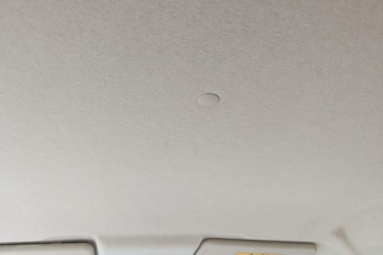 Used CHANGAN Benni E-Star 2022 Qingxin Edition Colorful Model Lithium Iron Phosphate Headliner